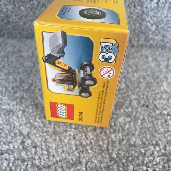 LEGO CREATOR 3 in 1 - Power Digger #31014 Factory Sealed - Picture 6 of 7